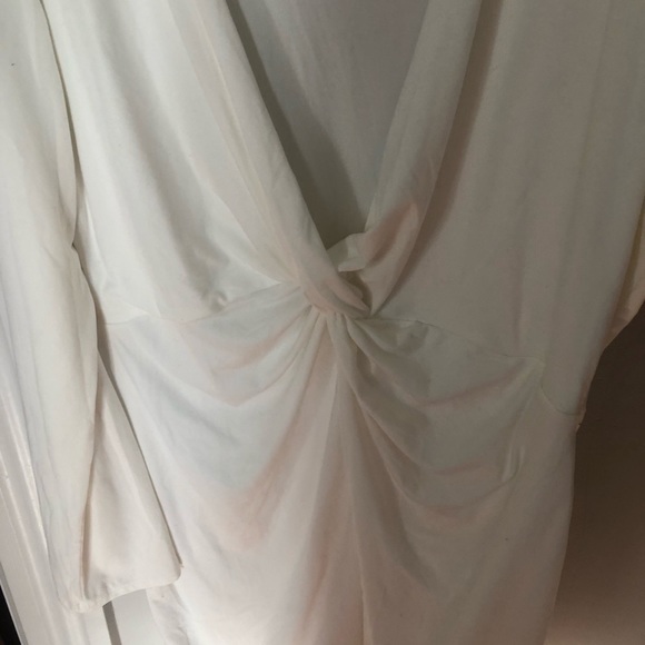 Fashion nova white dress - Picture 2 of 4